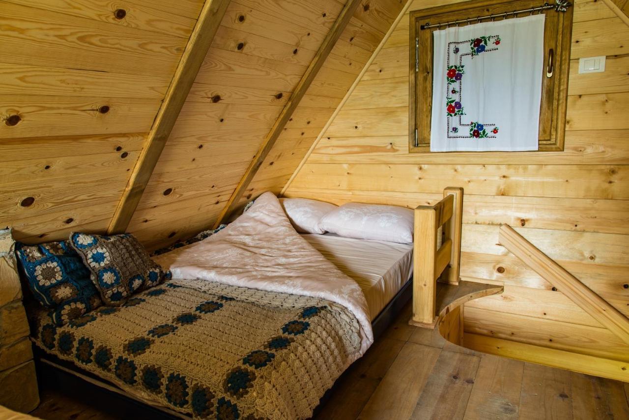 Drvene Kuce Suska - Wooden Houses Suska Zaovine Luaran gambar