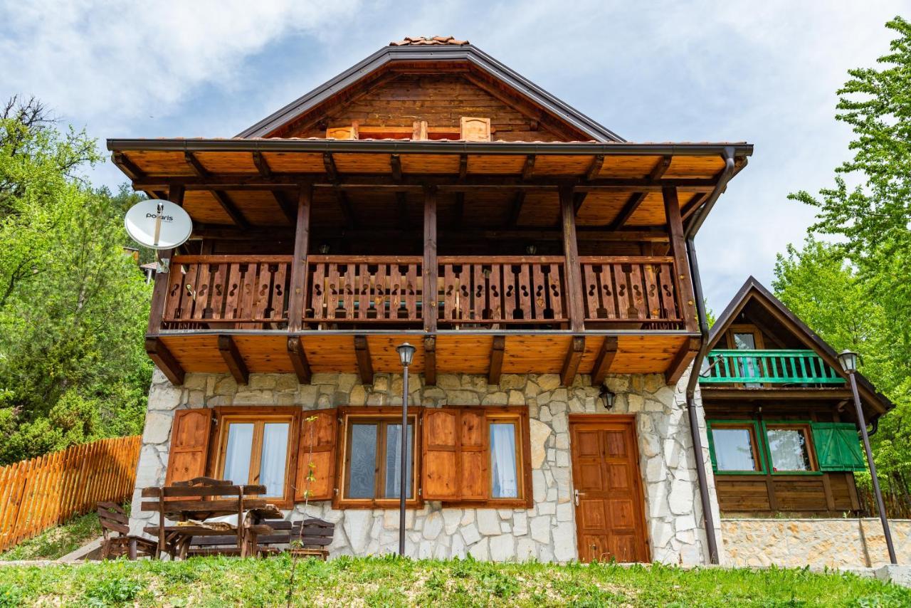 Drvene Kuce Suska - Wooden Houses Suska Zaovine Luaran gambar