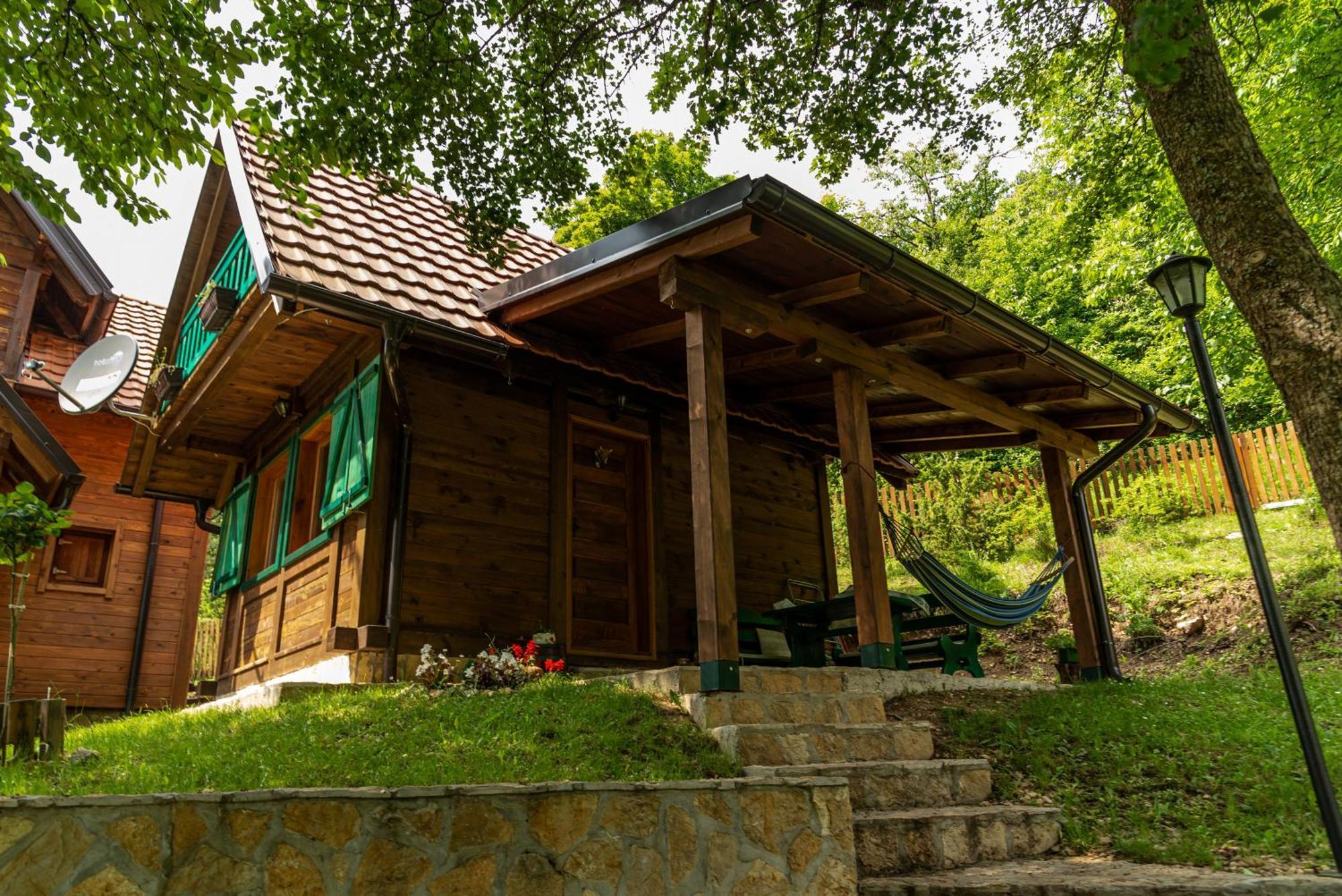 Drvene Kuce Suska - Wooden Houses Suska Zaovine Luaran gambar